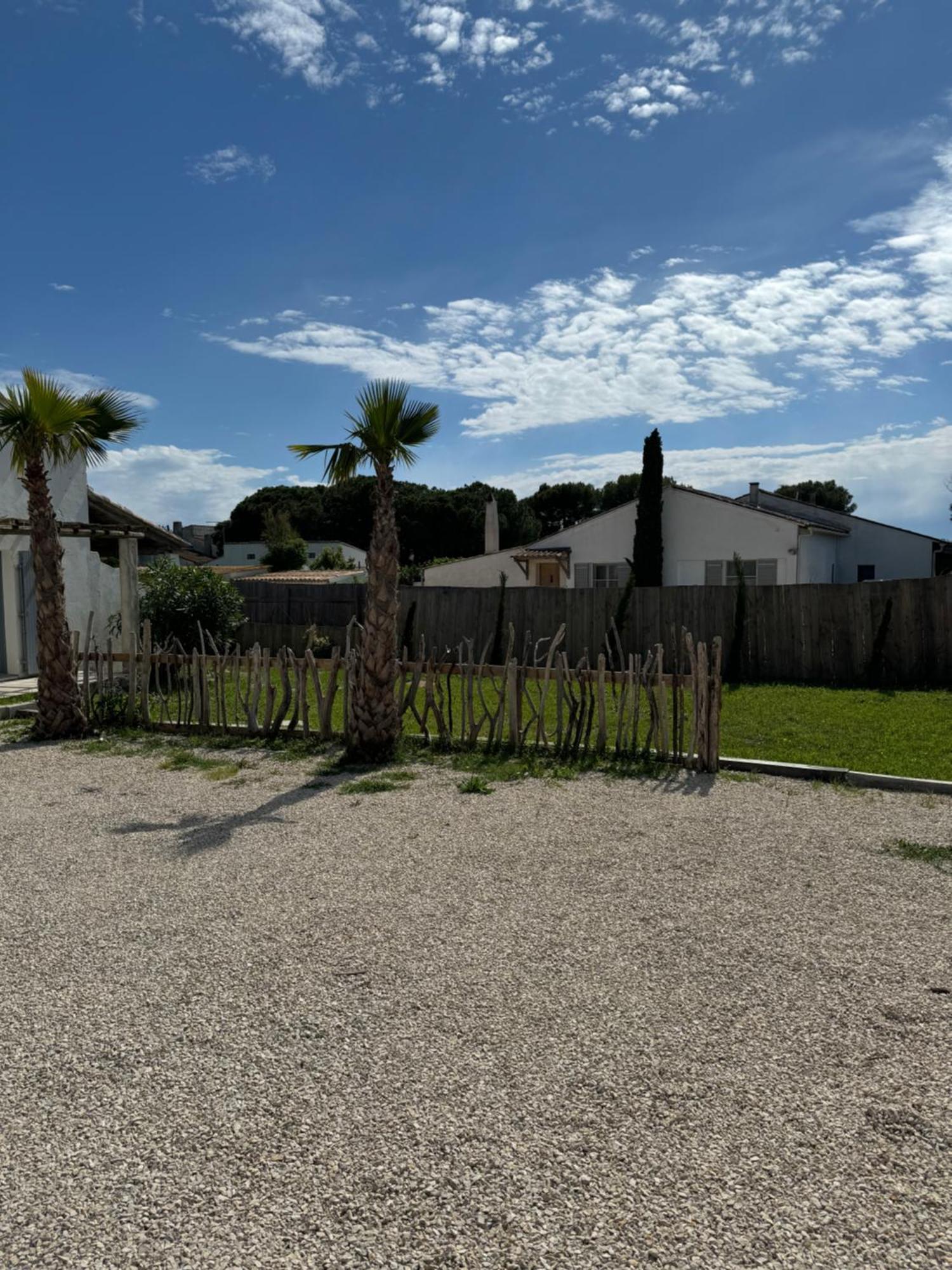 Le Mas Des Sagnes Saintes-Maries-de-la-Mer Luaran gambar